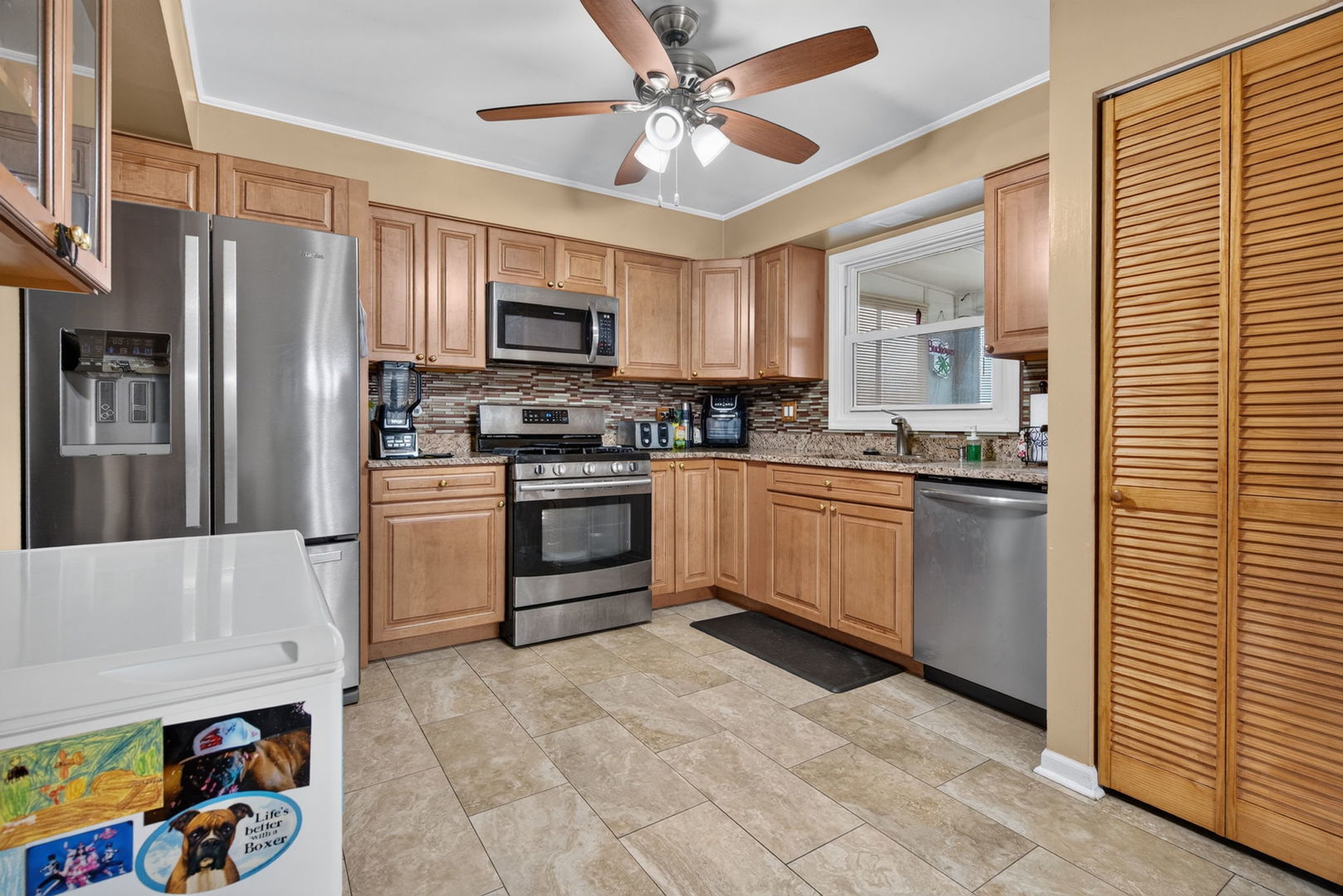 196 Sunshine Drive Property Photo 12