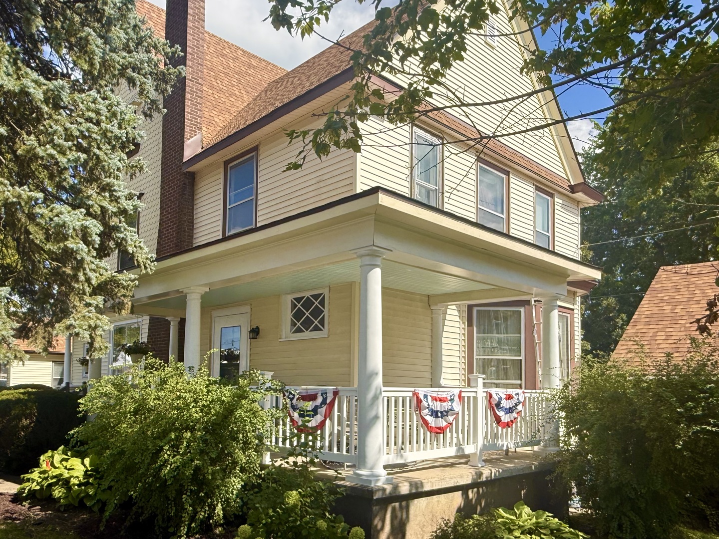 389 Chicago Road Property Photo 2