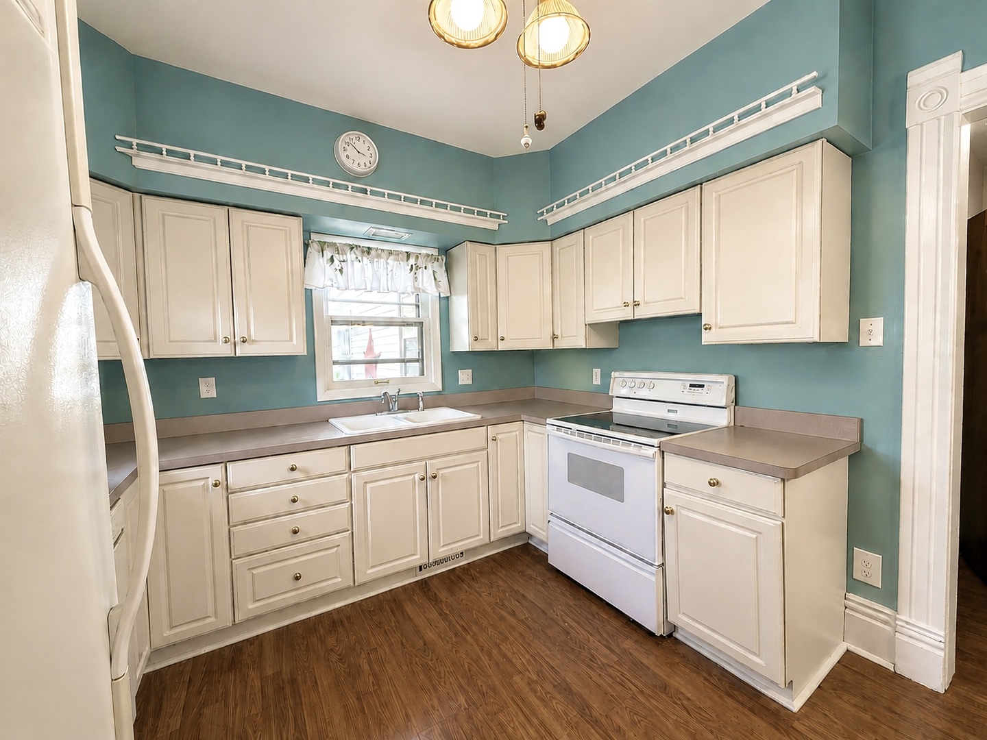 389 Chicago Road Property Photo 11