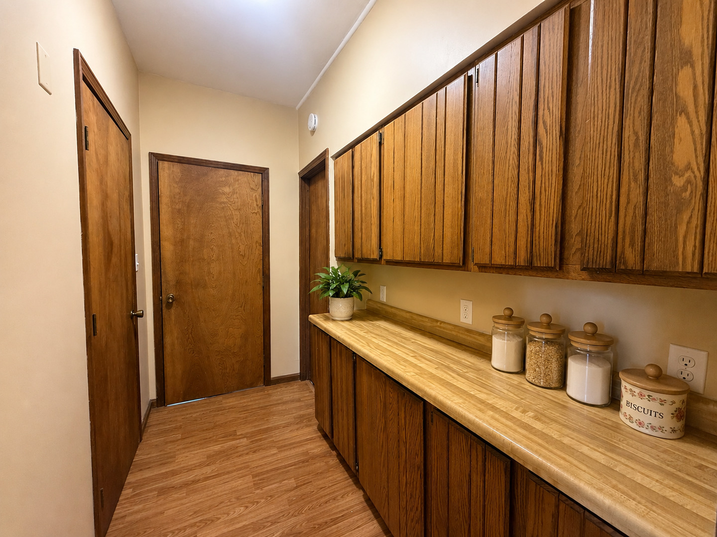 389 Chicago Road Property Photo 13