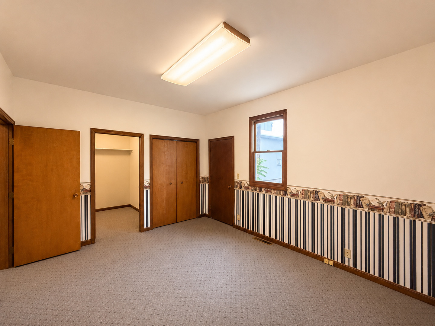 389 Chicago Road Property Photo 22