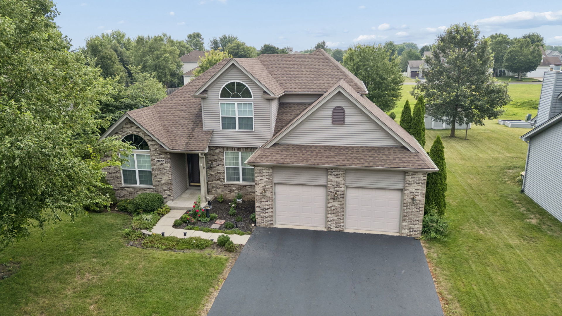 2022 Prairie Rose Lane Property Photo 2