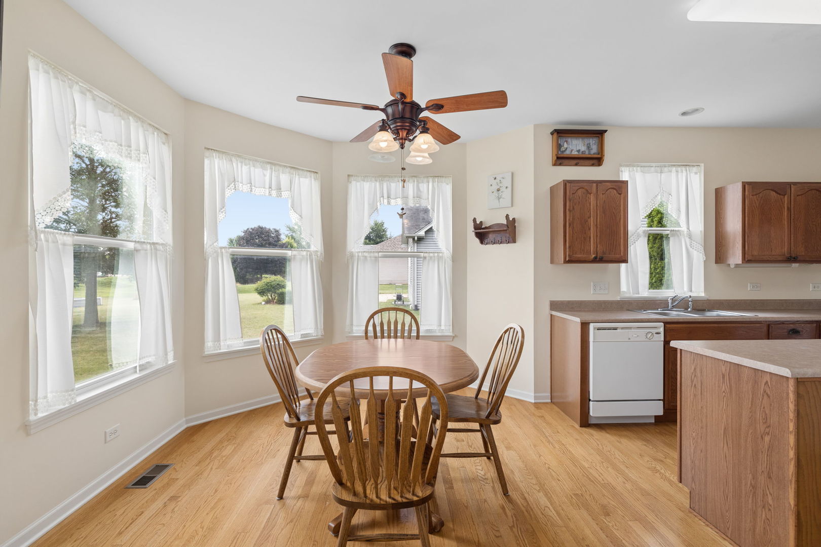 2022 Prairie Rose Lane Property Photo 11