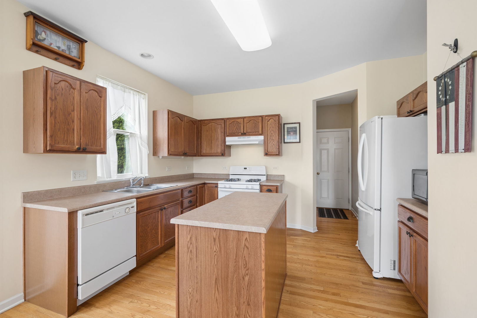 2022 Prairie Rose Lane Property Photo 13