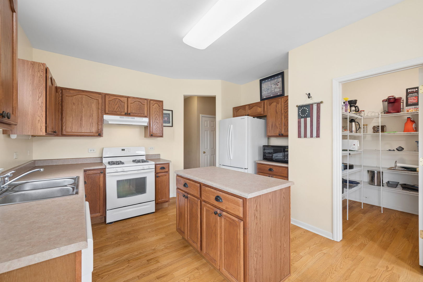 2022 Prairie Rose Lane Property Photo 15