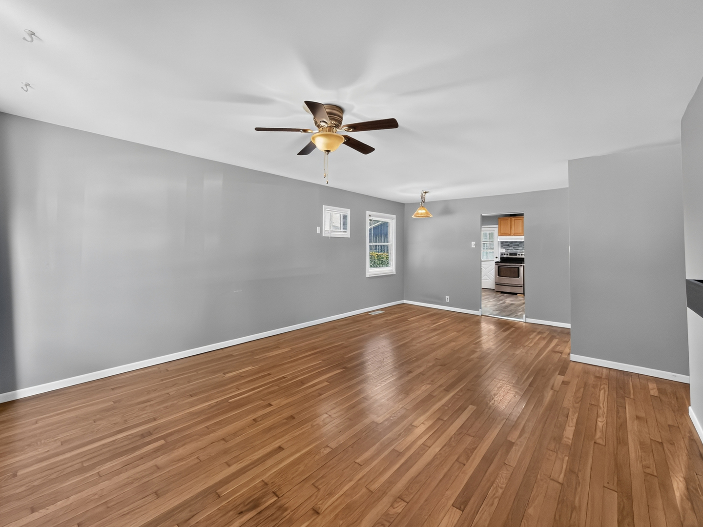 116 N Hickory Street Property Photo 5