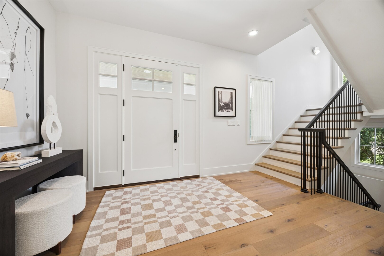 37 S Stough Street Property Photo 4