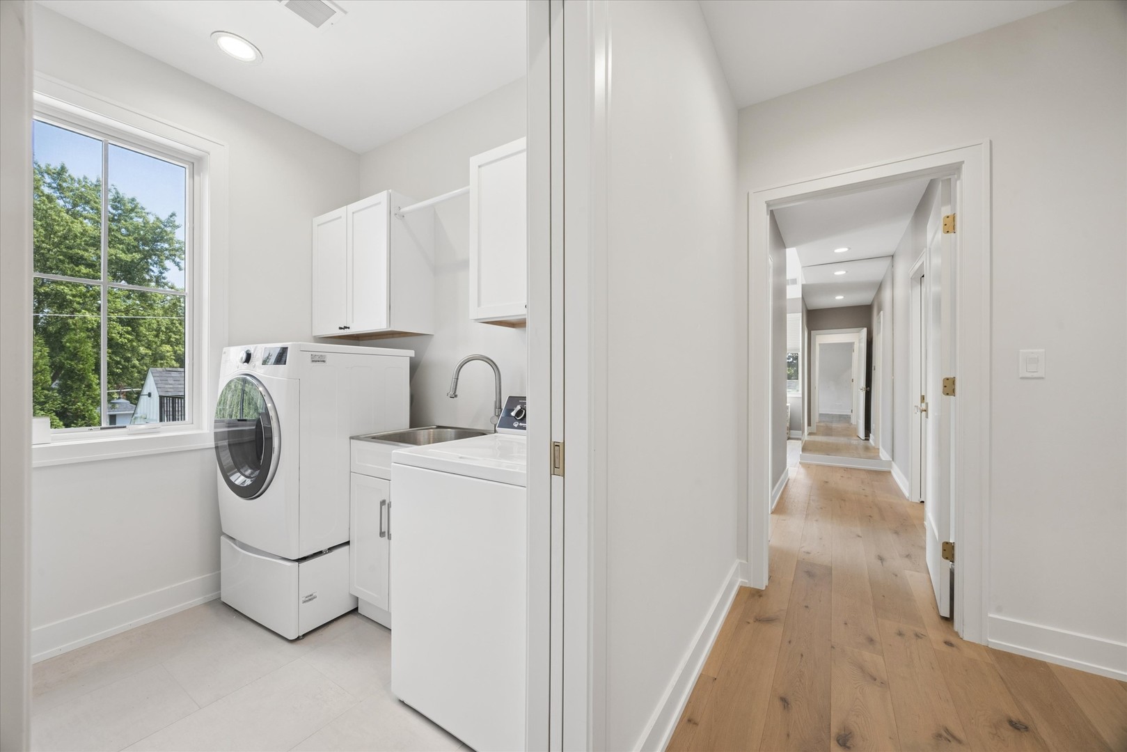 37 S Stough Street Property Photo 17