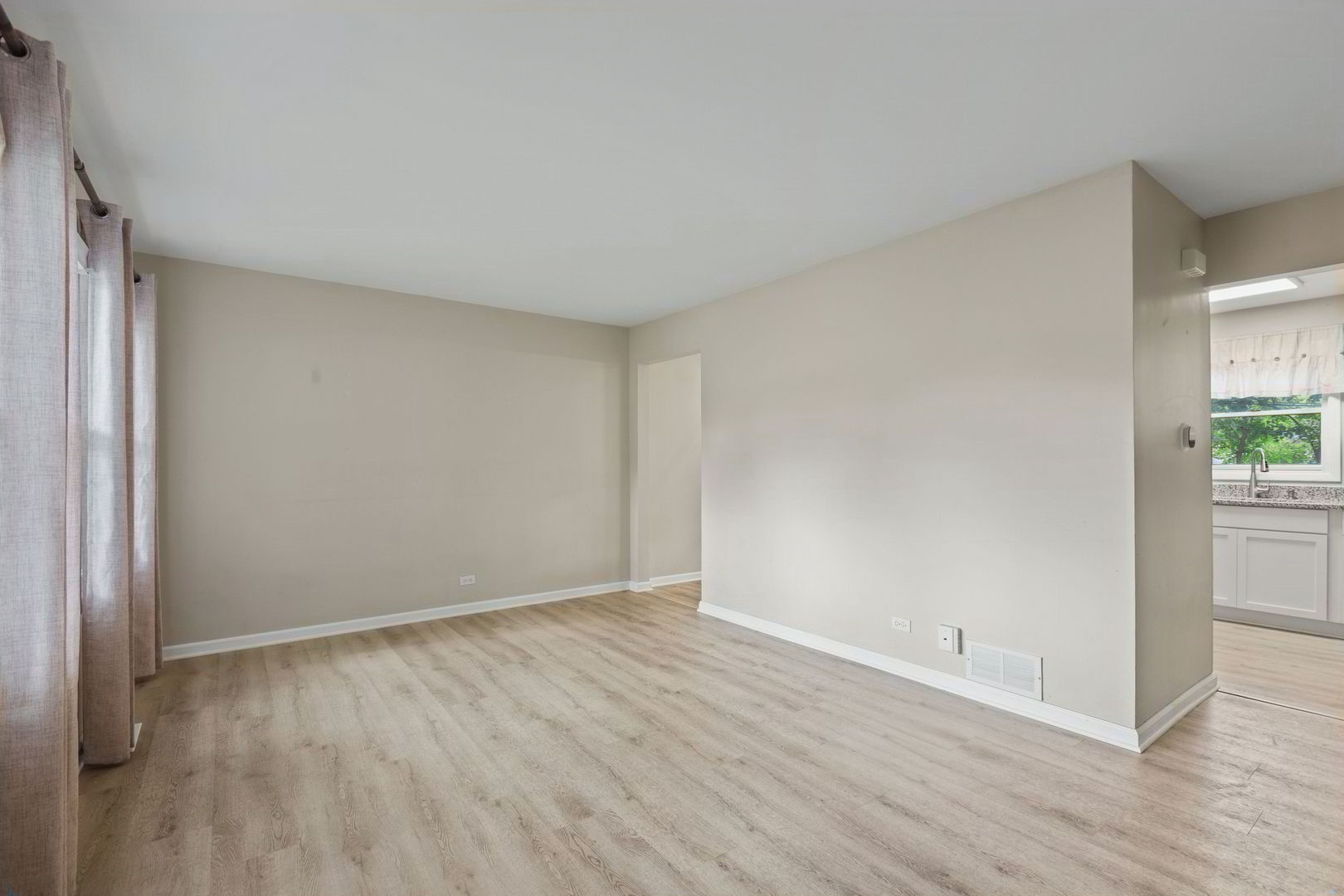 1903 Highview Avenue Property Photo 2