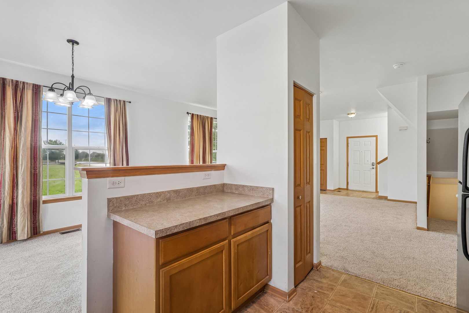 1548 Grand Drive 6 Property Photo 11