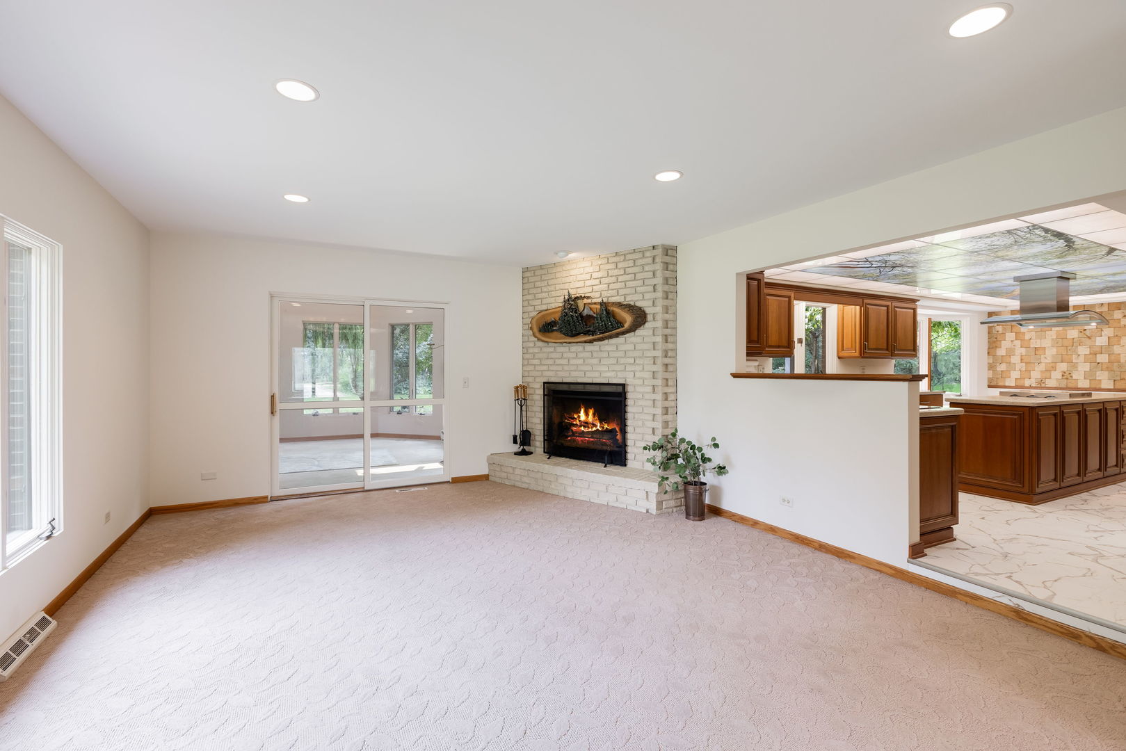 212 Cheviot Drive Property Photo 7