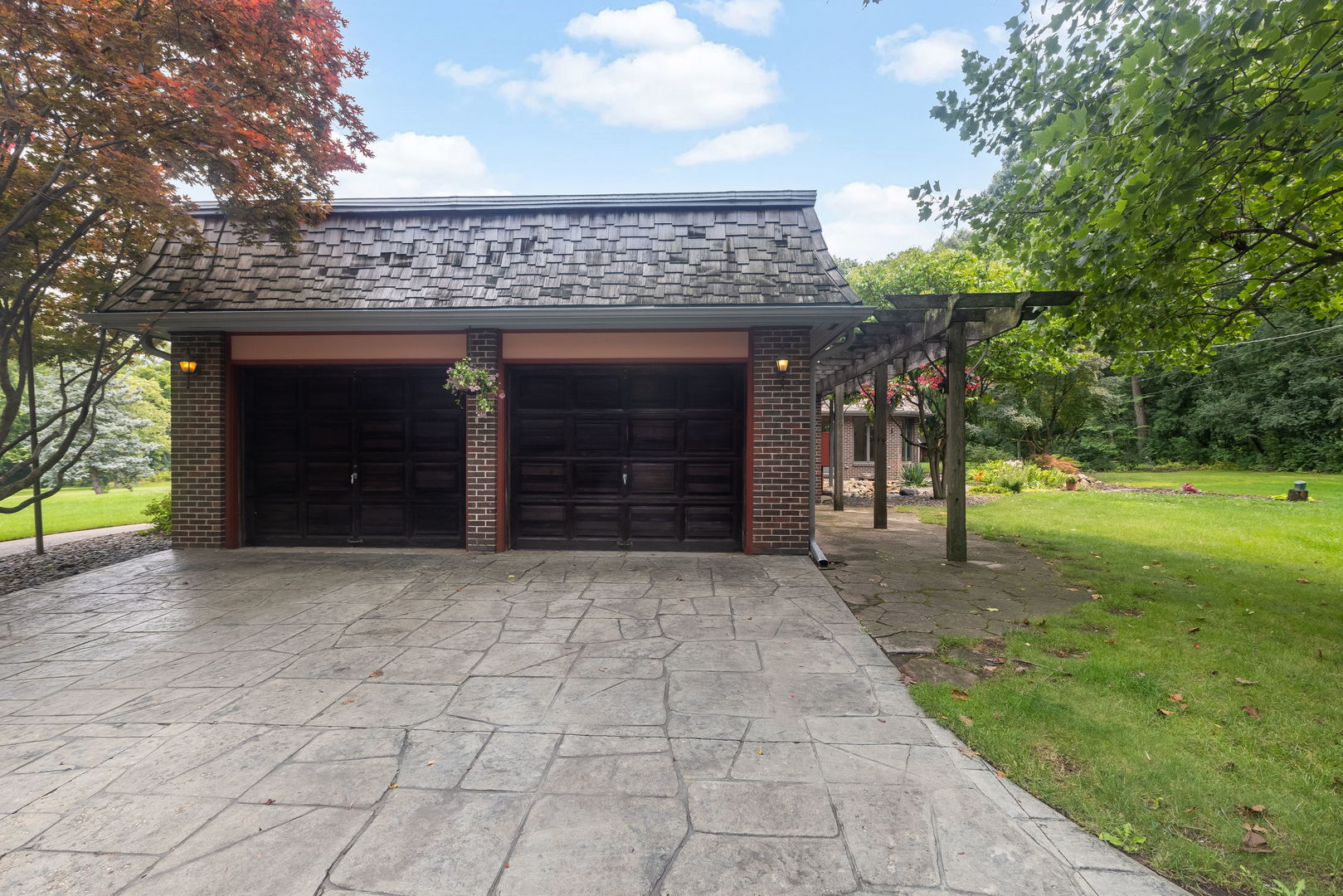 212 Cheviot Drive Property Photo 22