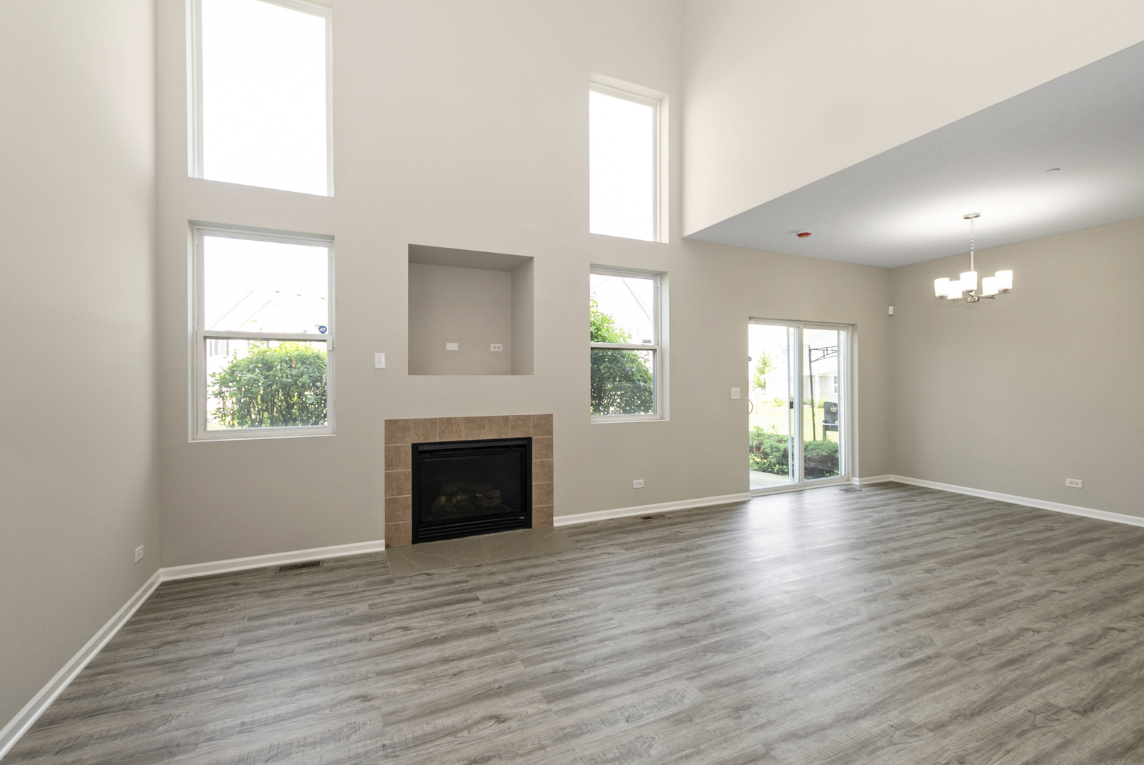 6512 Blue Sky Lane 3 Property Photo 4