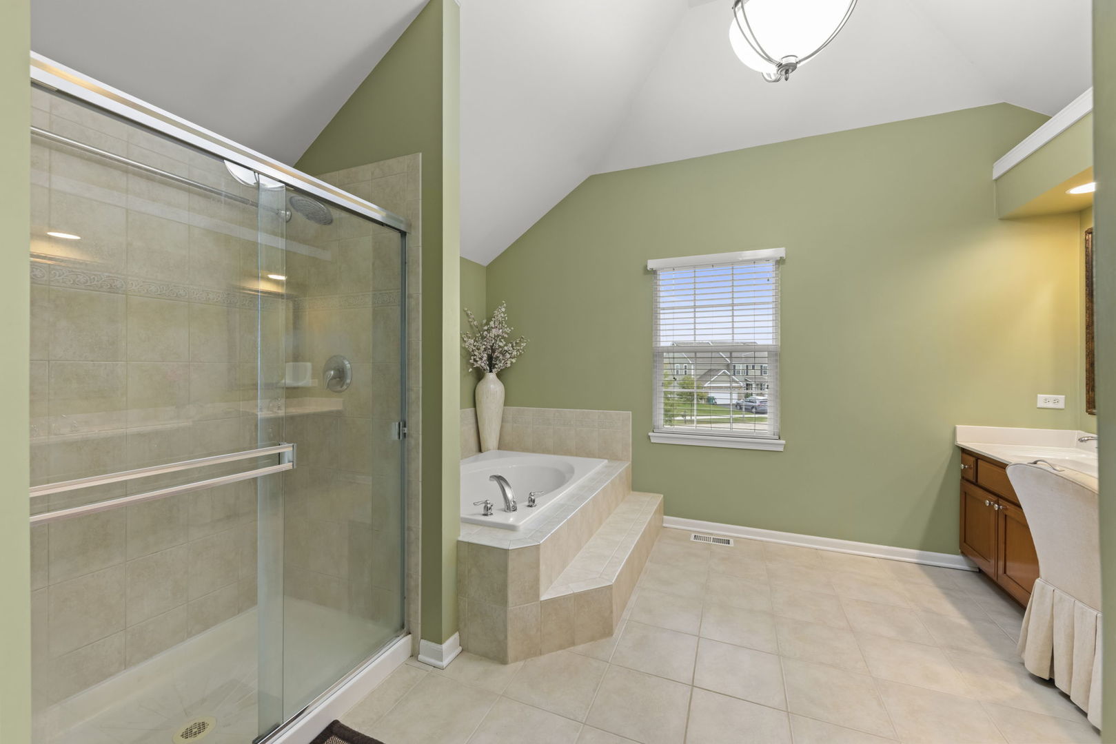 13521 Arborview Circle Property Photo 18