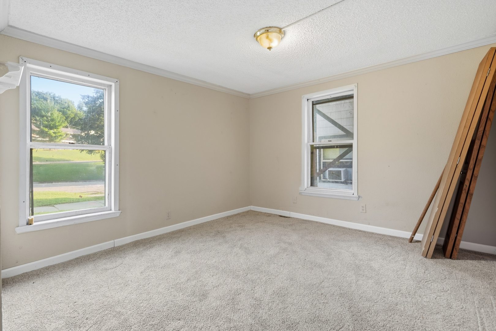 745 1st Avenue Property Photo 5