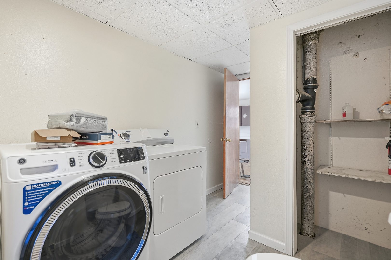 745 1st Avenue Property Photo 10