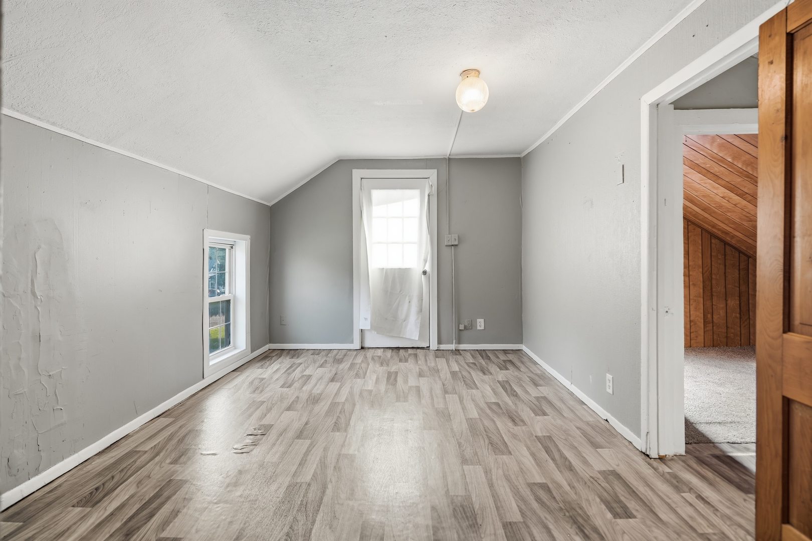 745 1st Avenue Property Photo 12