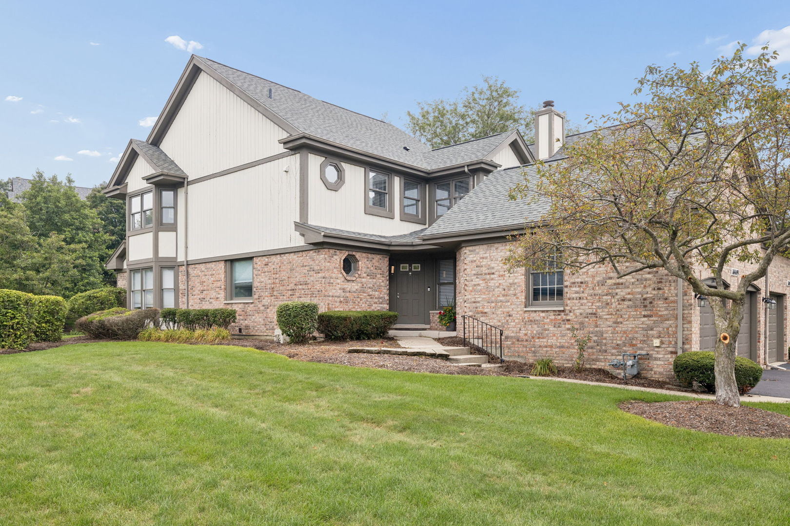 14449 Golf Road Property Photo 2