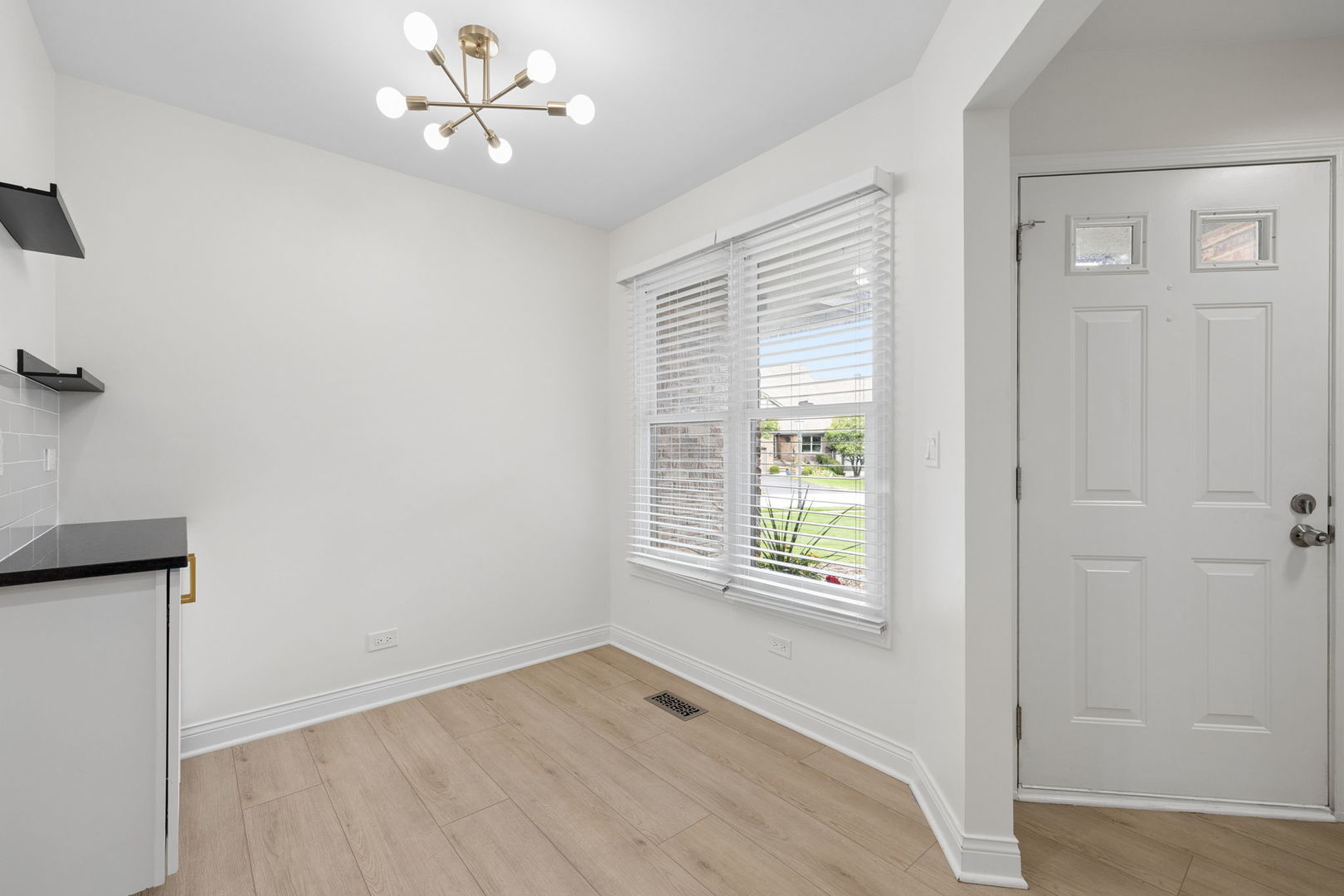 14449 Golf Road Property Photo 5