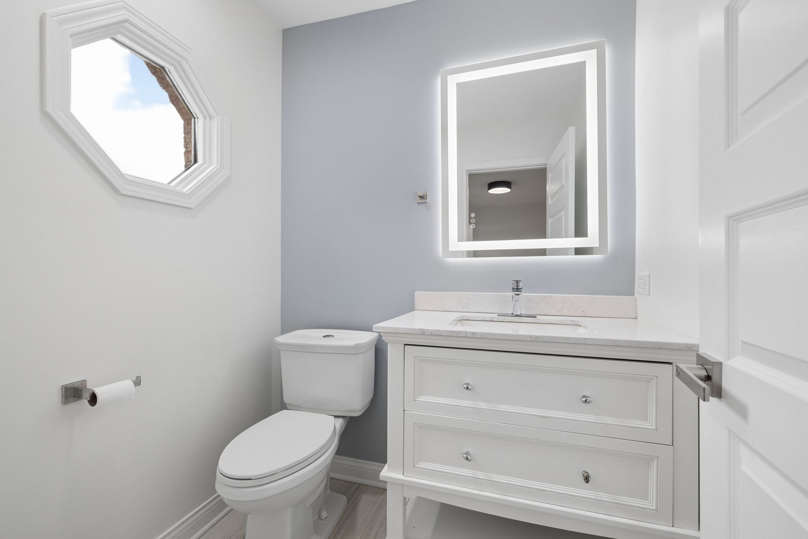 14449 Golf Road Property Photo 17