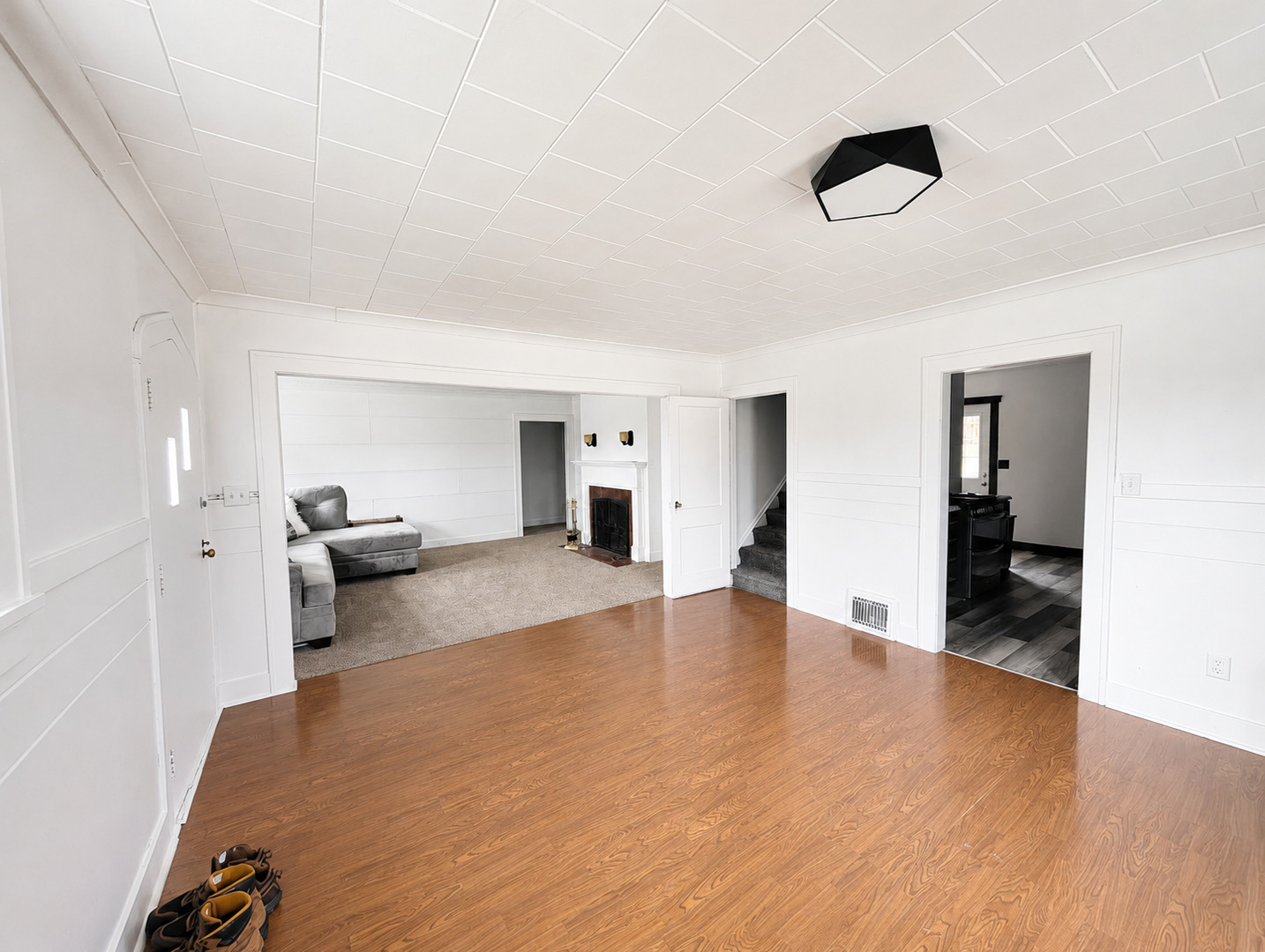909 Glen Avenue Property Photo 10