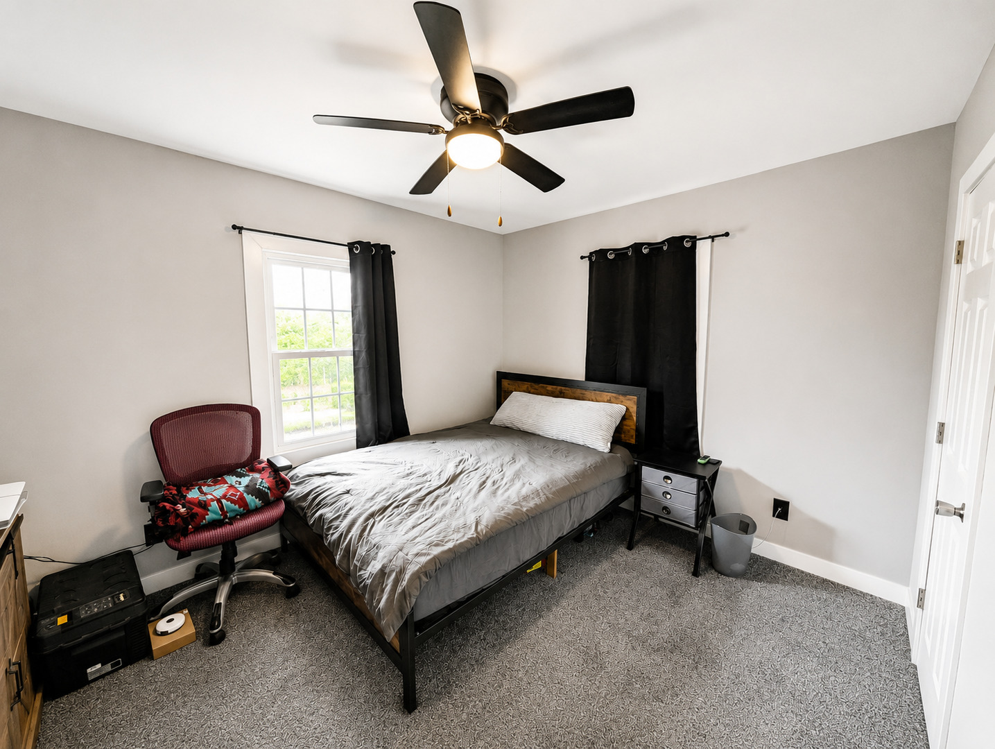 909 Glen Avenue Property Photo 13