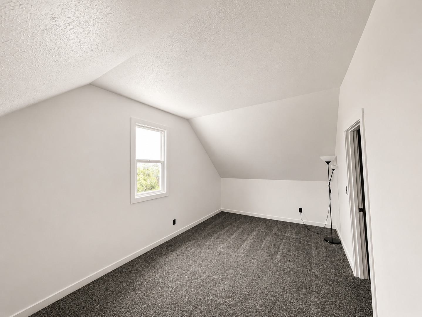 909 Glen Avenue Property Photo 20