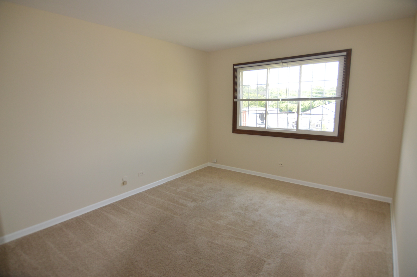 370 Eastern Avenue 370 Property Photo 8