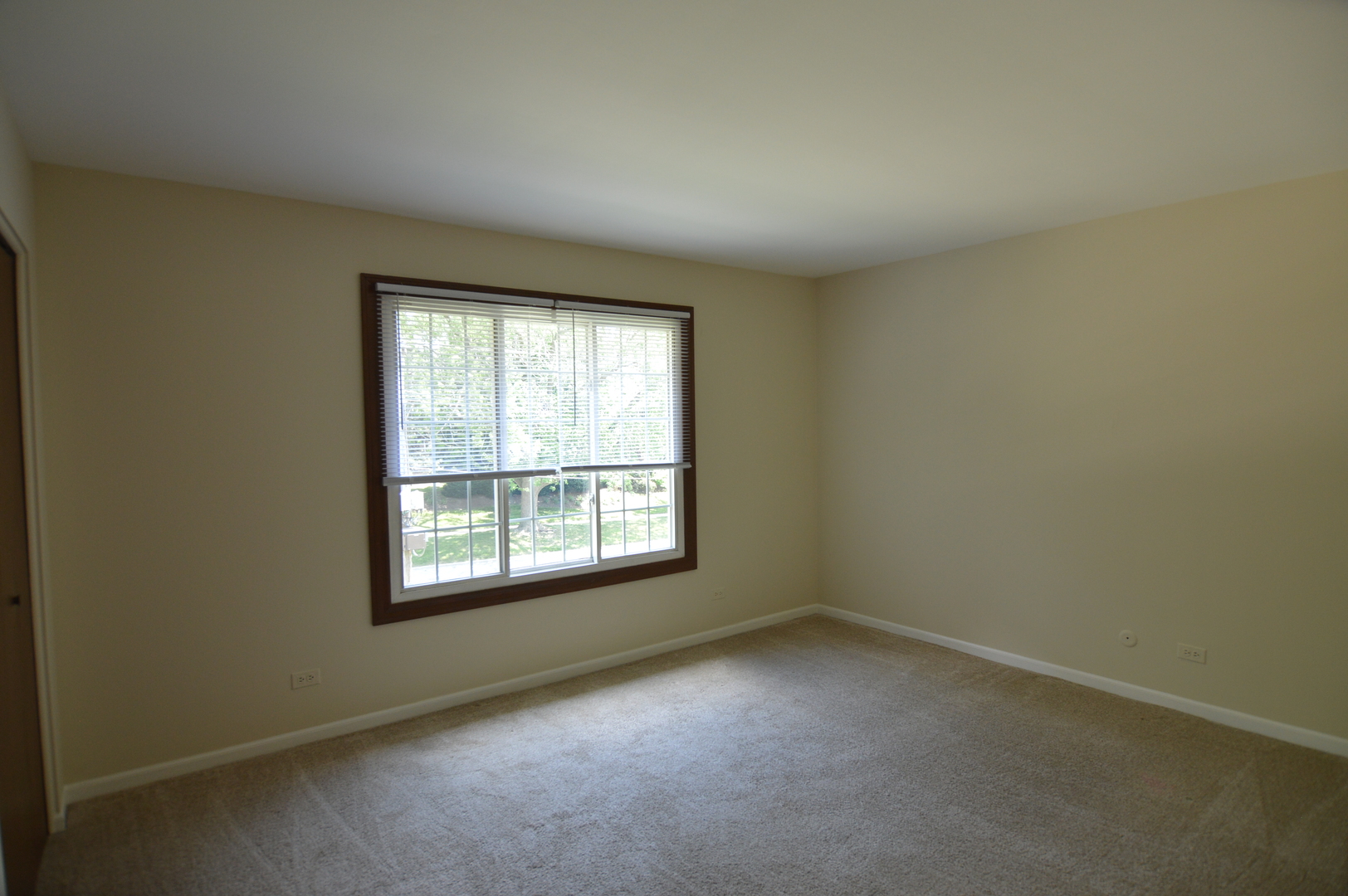370 Eastern Avenue 370 Property Photo 10