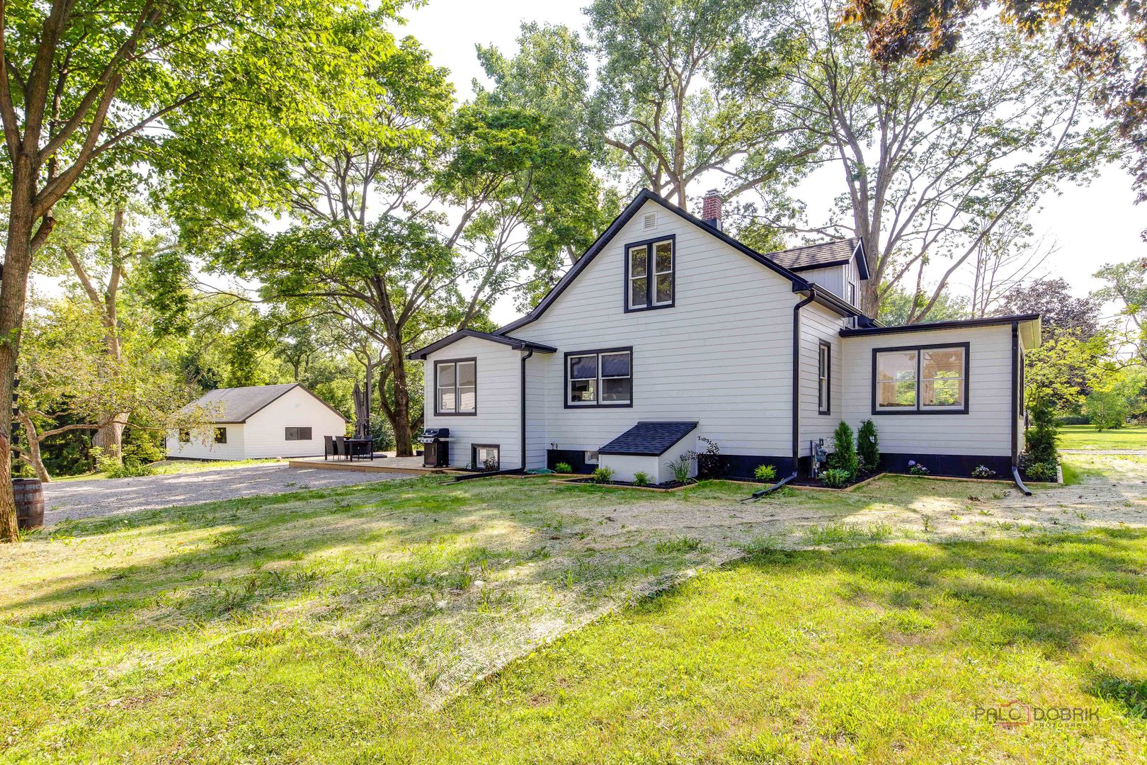 22291 W Long Grove Road Property Photo 42