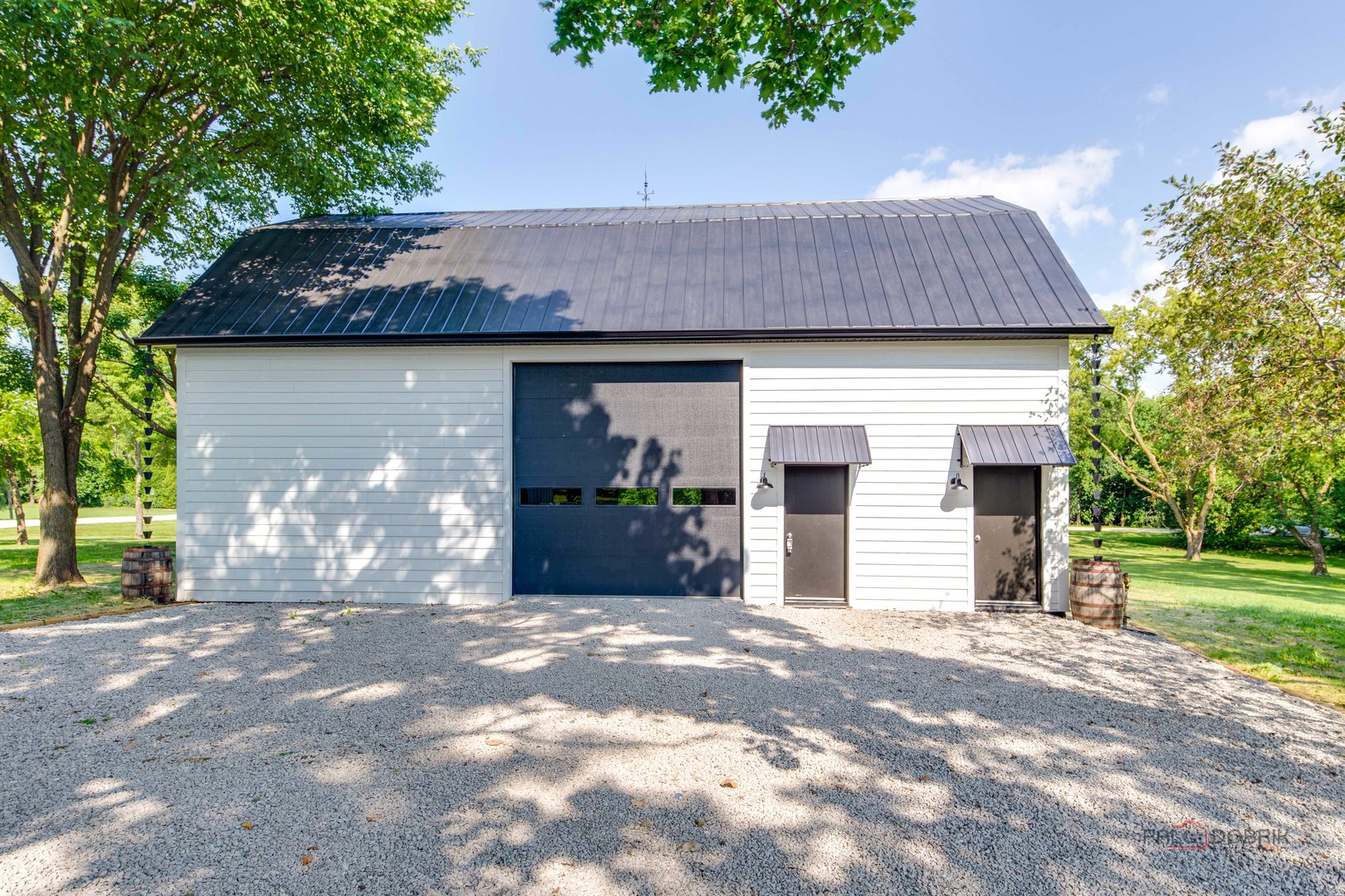 22291 W Long Grove Road Property Photo 43
