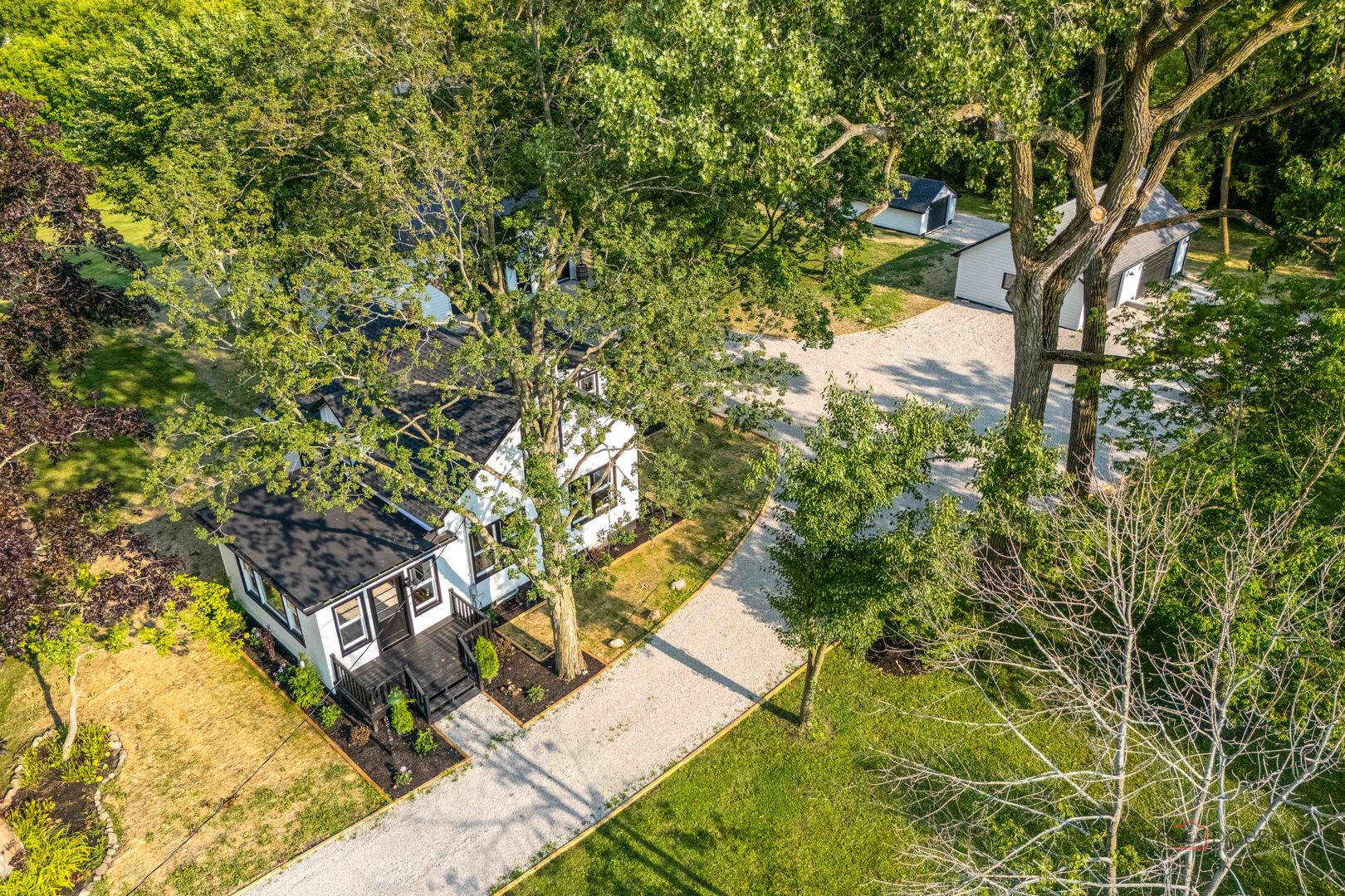 22291 W Long Grove Road Property Photo 57