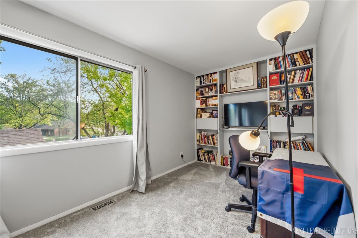 175 N Glengarry Drive C Property Photo 19
