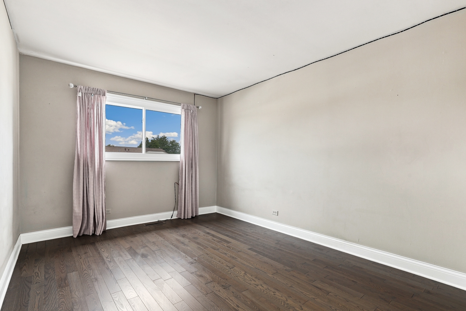 6829 Winston Drive Property Photo 12