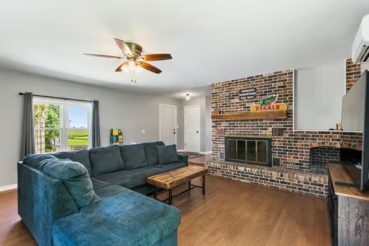 12903 Perry Road Property Photo 6