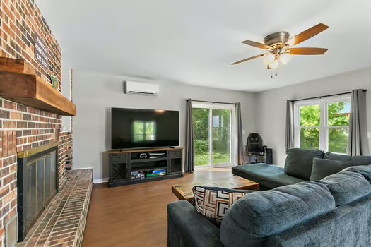 12903 Perry Road Property Photo 8
