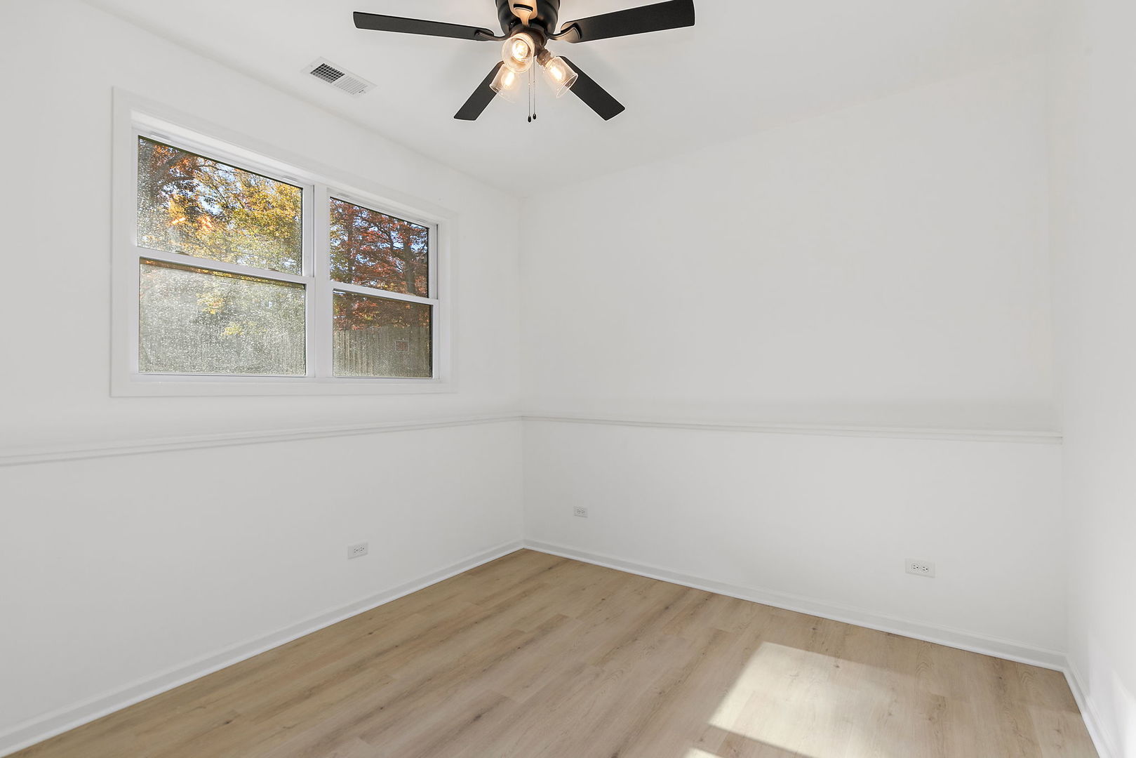 8611 Dorr Road Property Photo 23