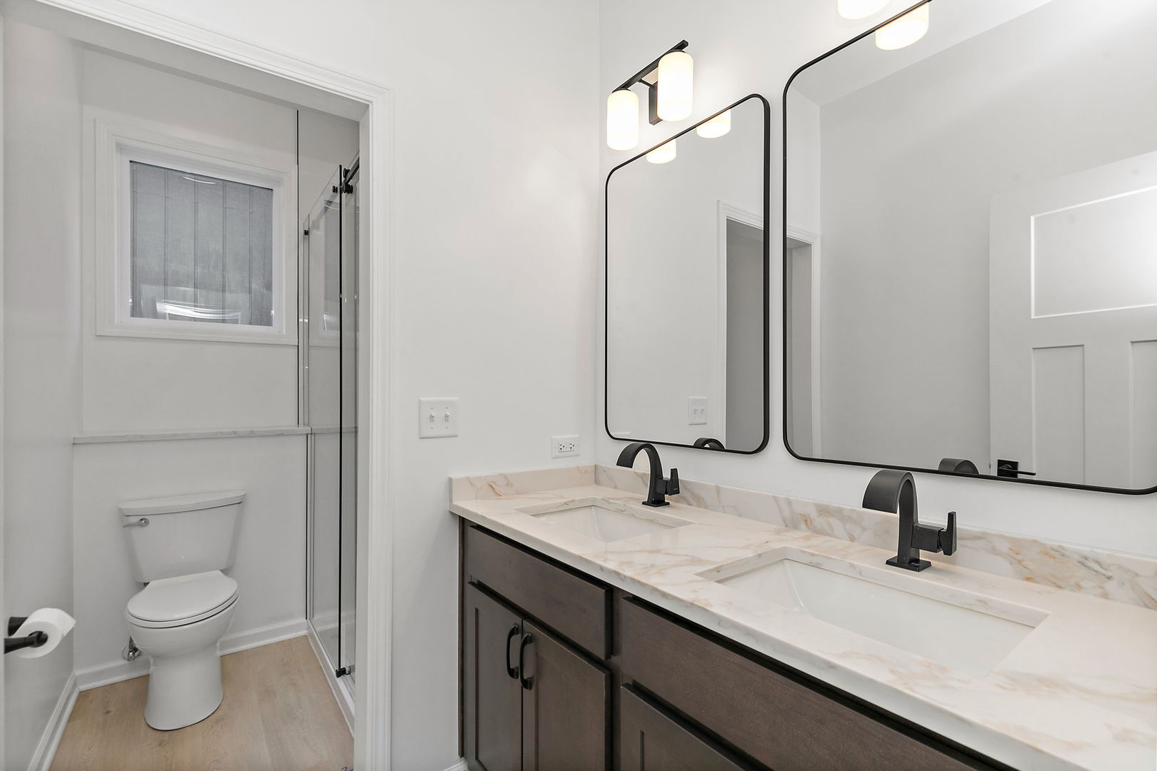 8611 Dorr Road Property Photo 24