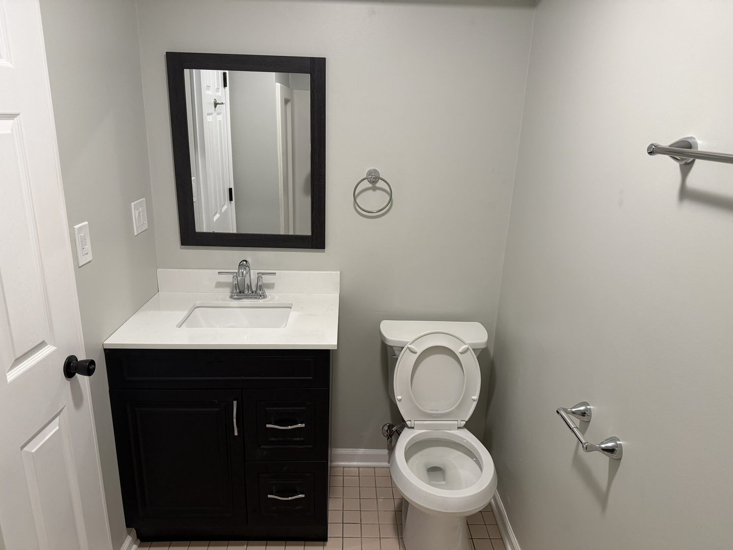 1785 W Algonquin Road 1a Property Photo 11