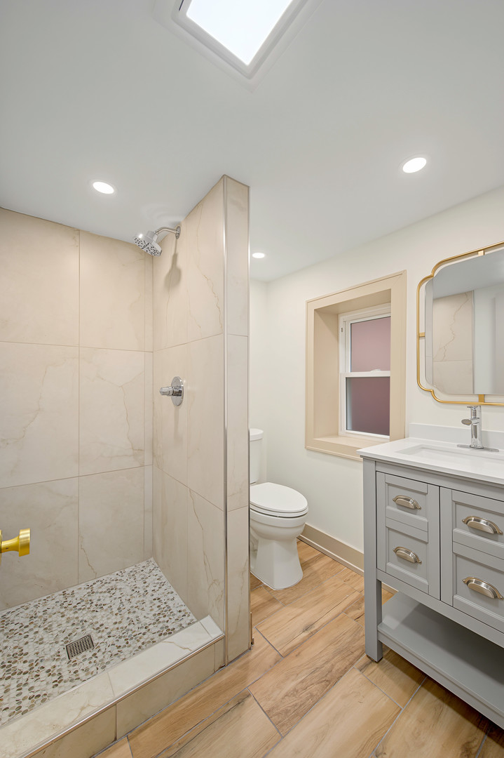 4852 W Melrose Street Property Photo 29