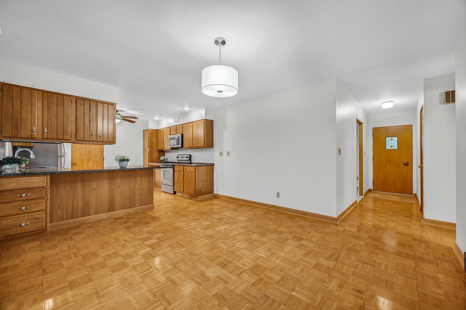 221 Hillside Lane Property Photo 10