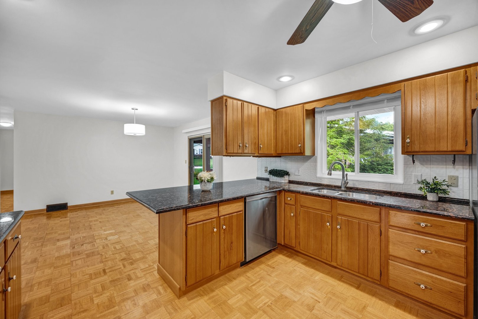 221 Hillside Lane Property Photo 12