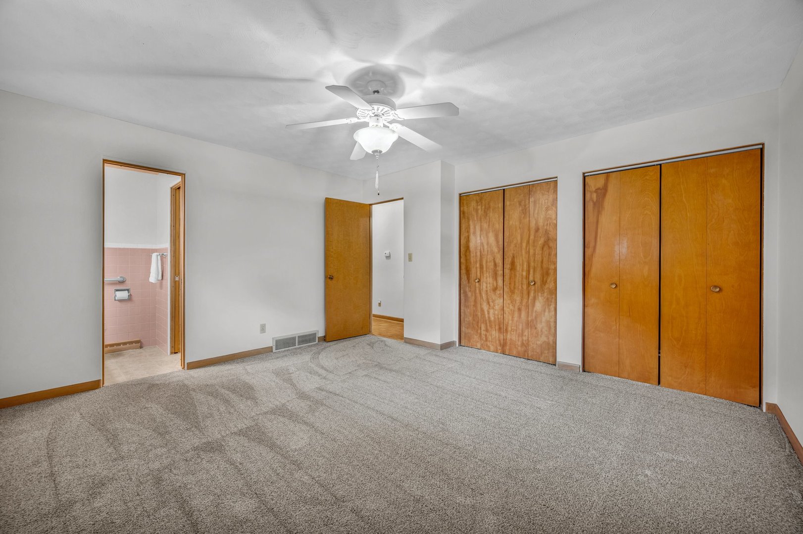 221 Hillside Lane Property Photo 16