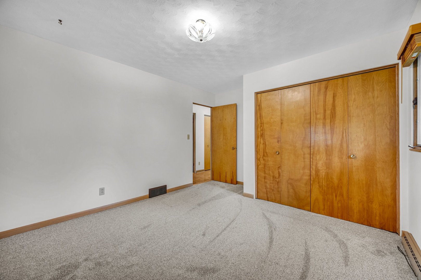 221 Hillside Lane Property Photo 19