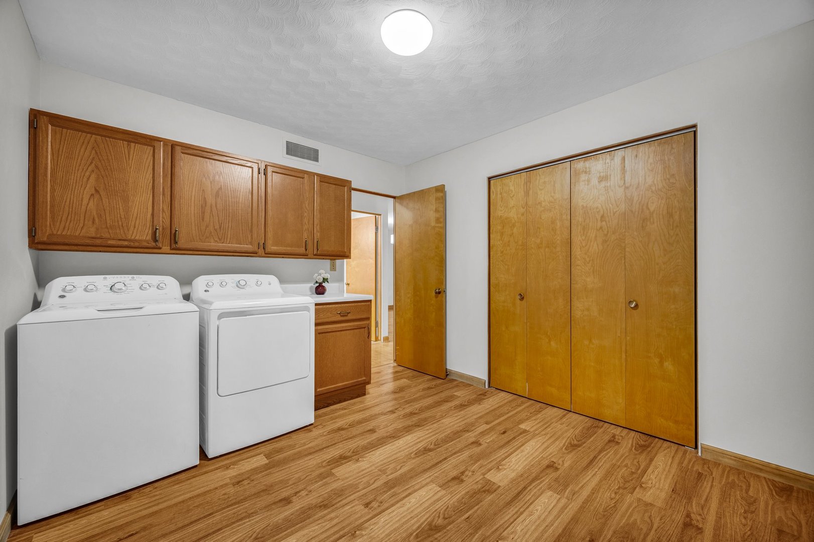 221 Hillside Lane Property Photo 21