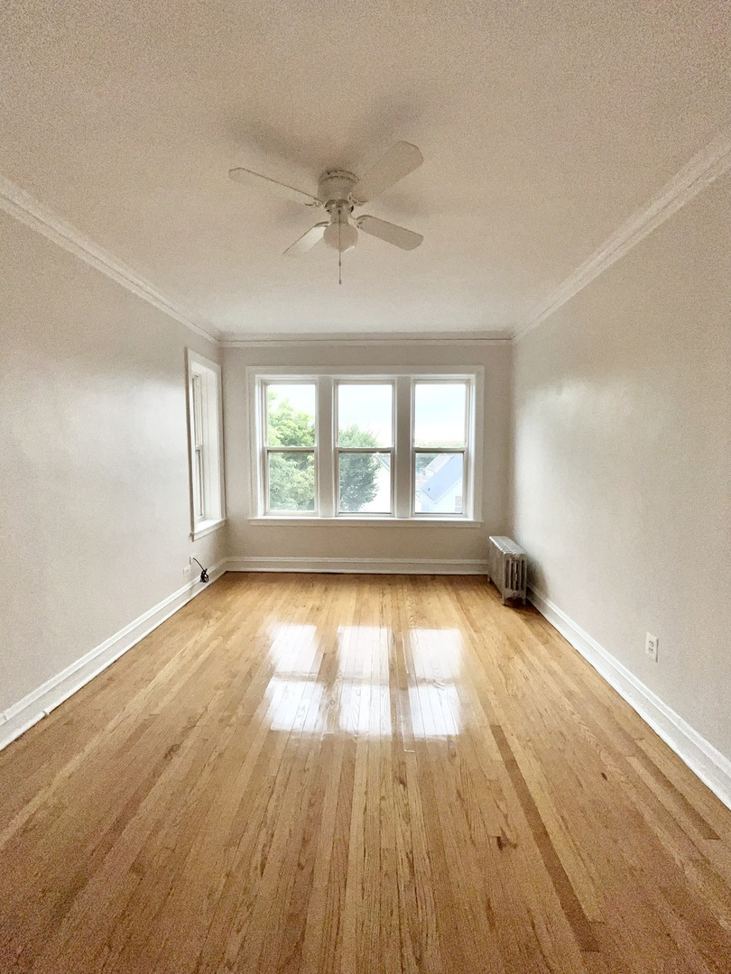 2140 N Kildare Avenue 3 Property Photo 11