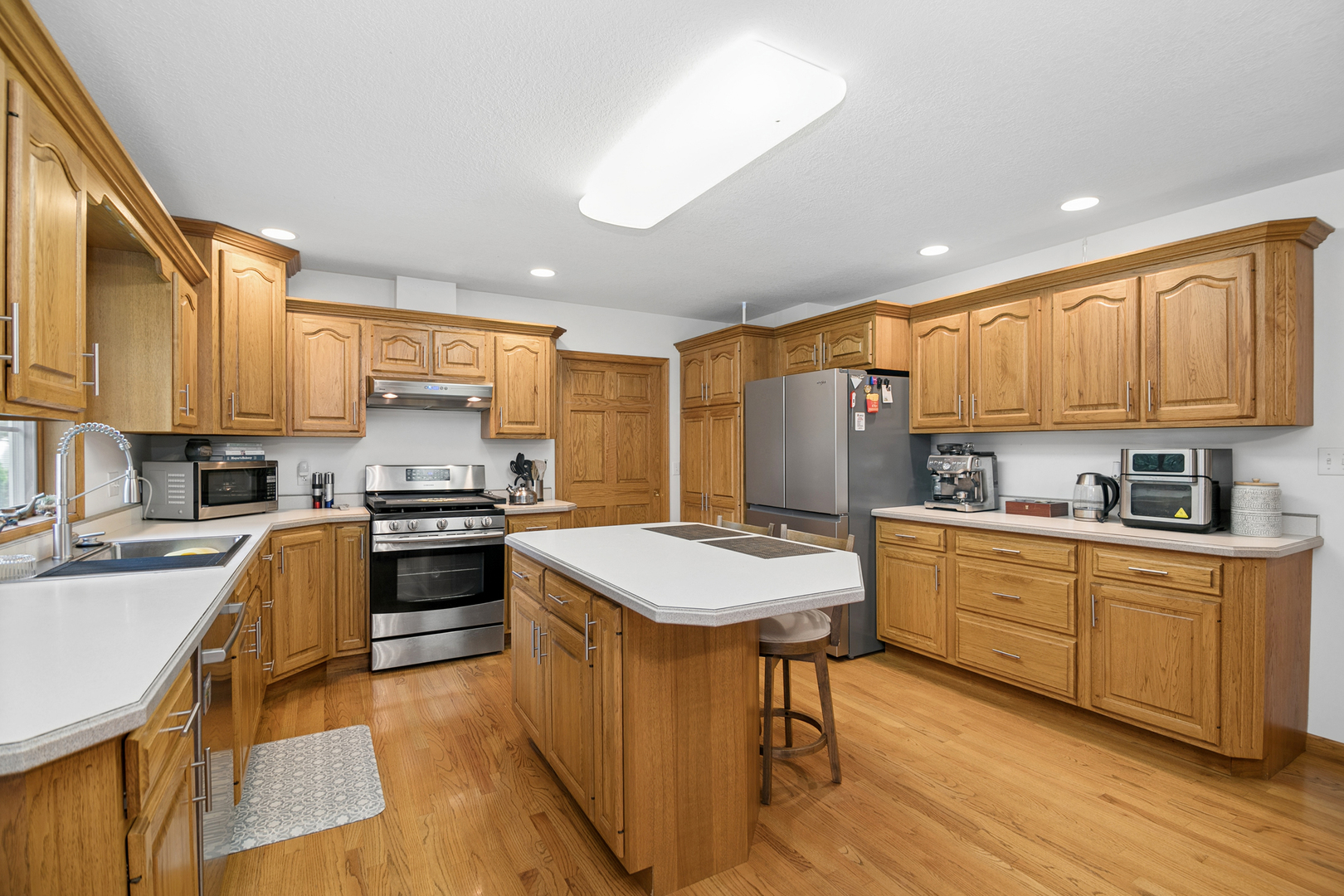 559 Hollyberry Lane Property Photo 11