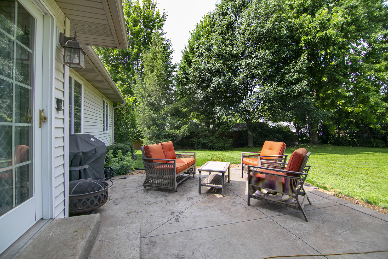 559 Hollyberry Lane Property Photo 29