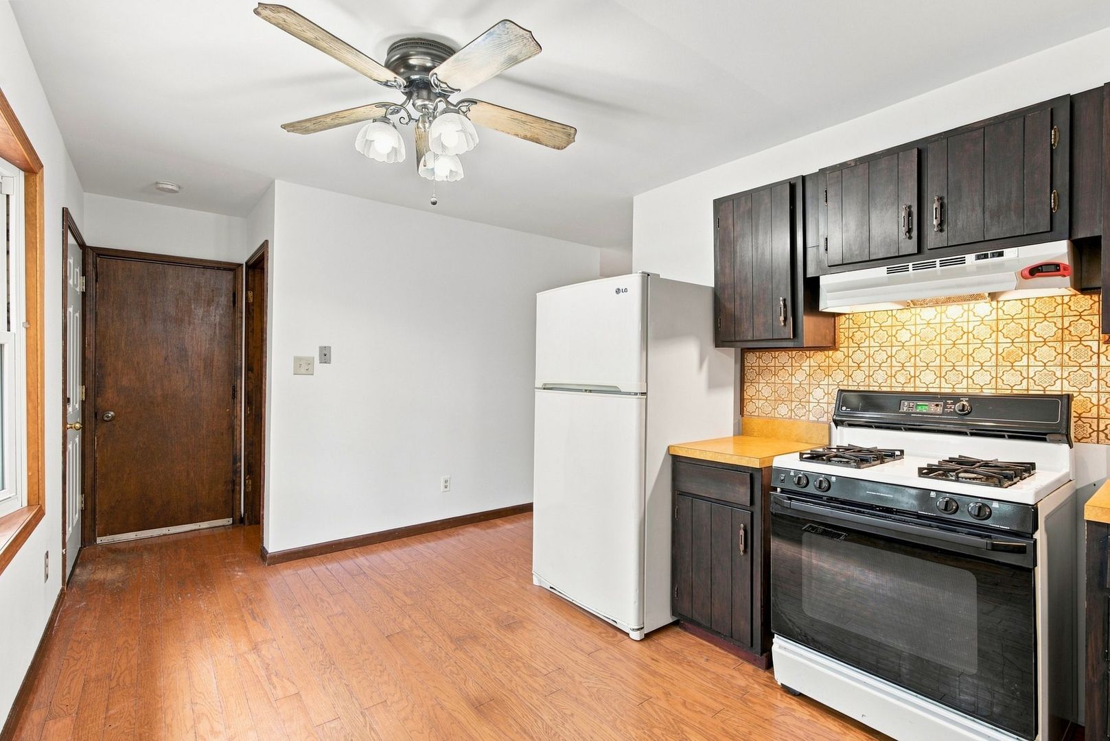 129 Dolores Street Property Photo 9
