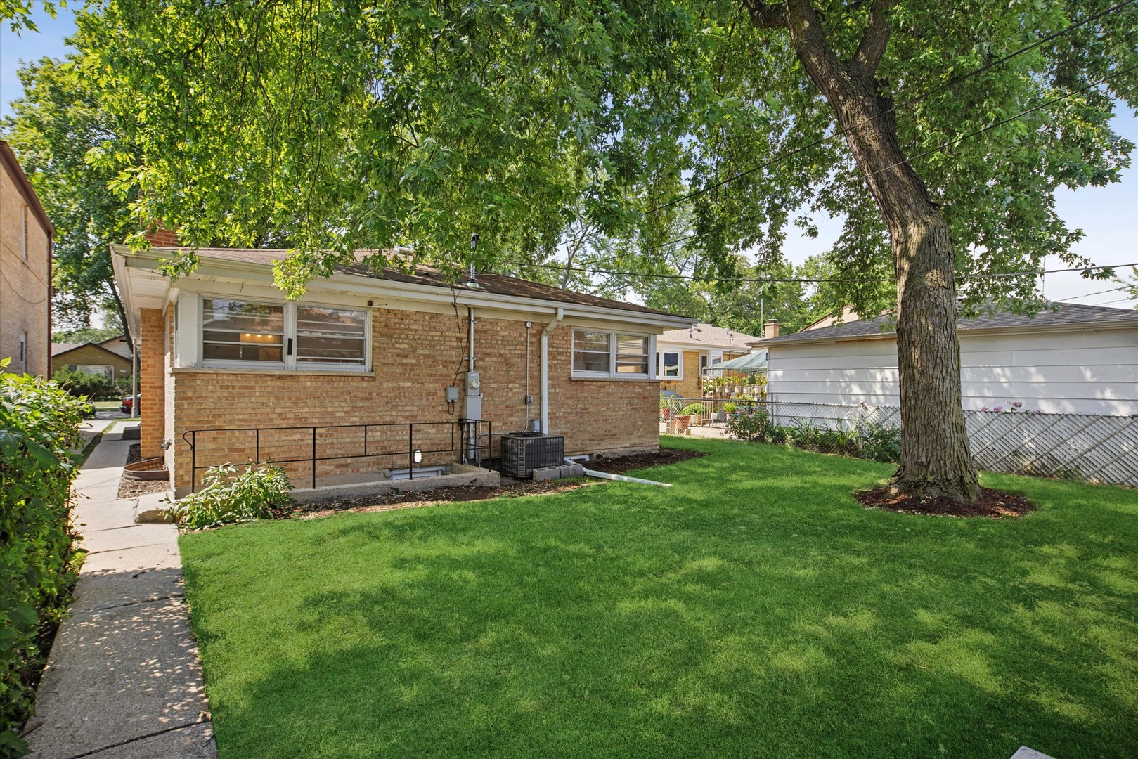 3820 Dobson Street Property Photo 22